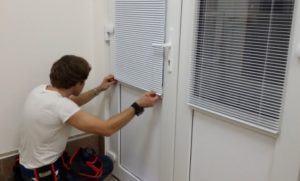 Установка рулонных жалюзи в Верхняя Пышма